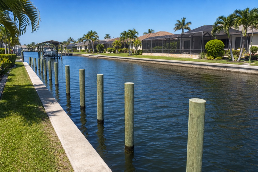 Pilings in Southwest Florida — Florida Lifts & Docks