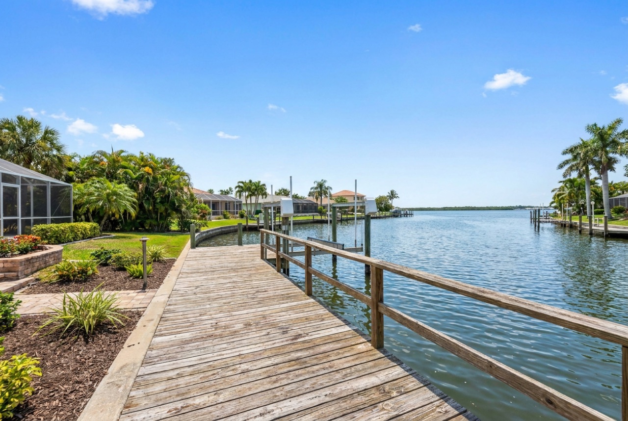 Custom Docks in Fort Myers, FL — Florida Lifts & Docks